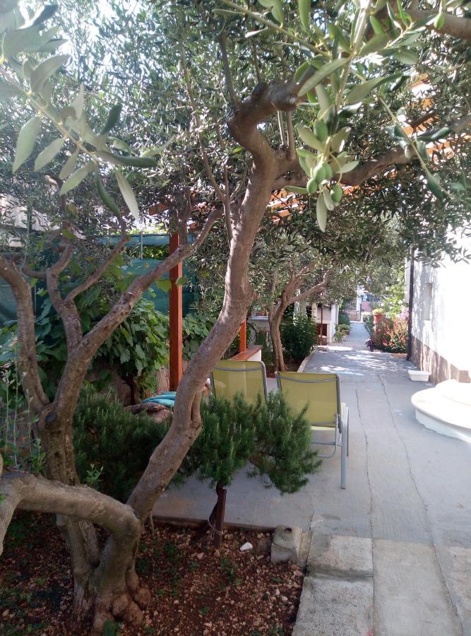 Lux Trogir Lägenhet Exteriör bild