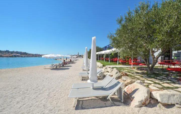 Lux Trogir Lägenhet Exteriör bild