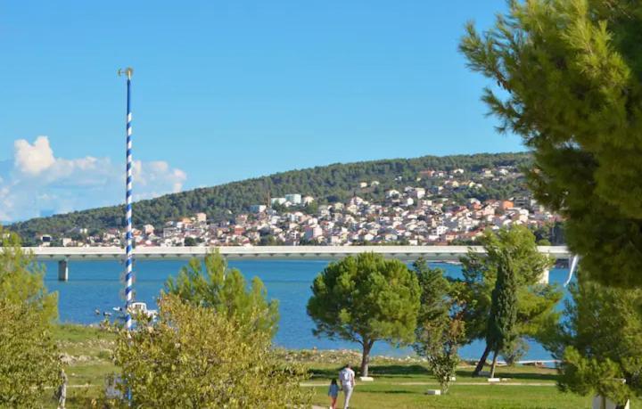 Lux Trogir Lägenhet Exteriör bild