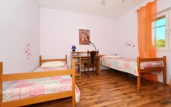Lux Trogir Lägenhet Exteriör bild
